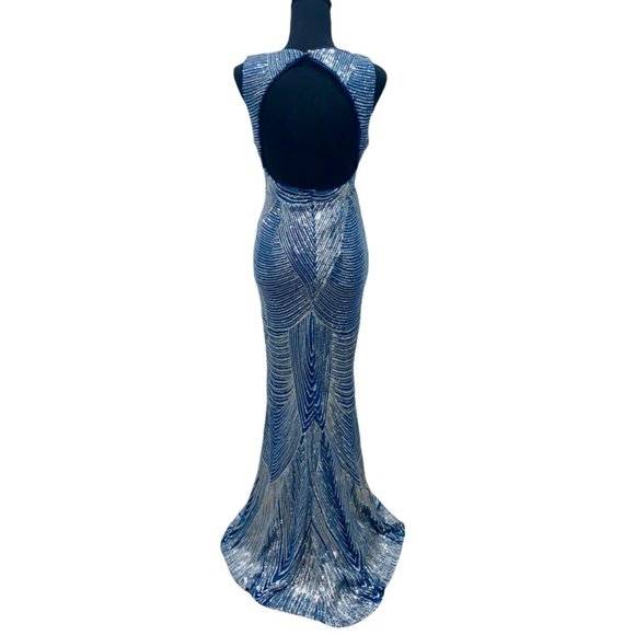 SALE. Silver Sequin on Navy Blue Backless Gown - Picture 5 of 5